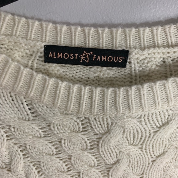 Almost Famous Chunky Sweater - Picture 2 of 5